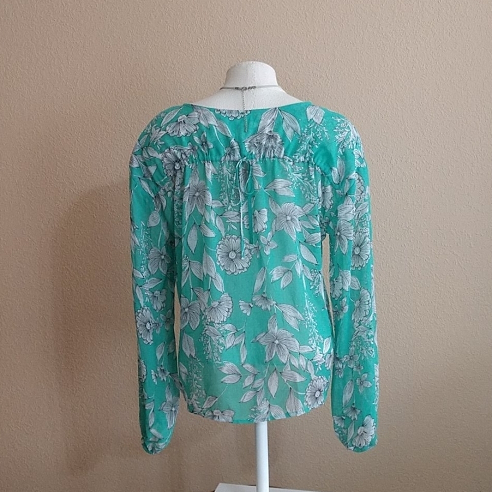 A New Day Sheer Blouse Size XS - Picture 3 of 9